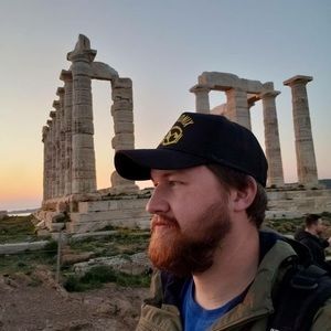 Meet your Posher, Alex